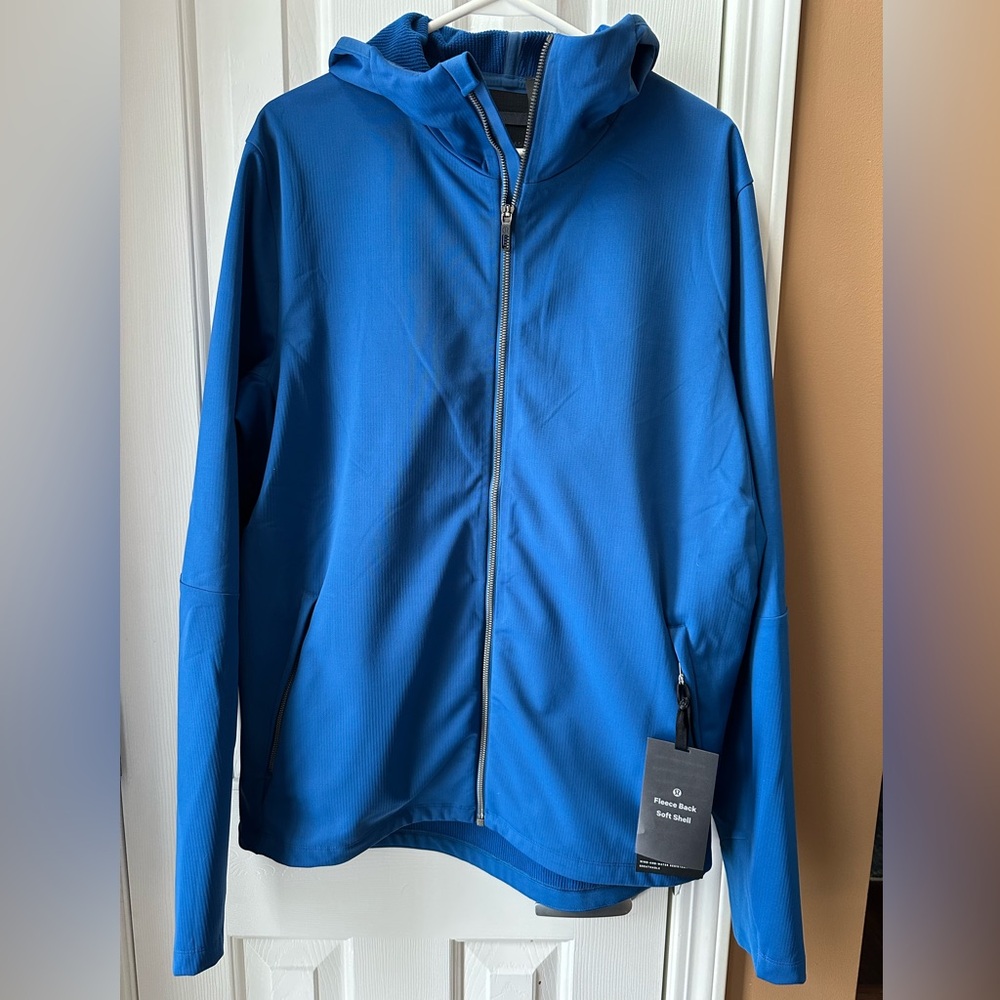 Men’s Lululemon fleece soft shell jacket. NWT